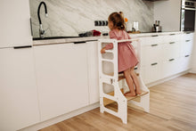 Last inn bildet i Galleri-visningsprogrammet, Multifunksjonell Montessori Kjøkkenhjelper 2 i 1 WHITE barnestol + bord