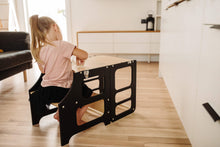 Last inn bildet i Galleri-visningsprogrammet, Kjøkkenhjelper 4 i 1 BLACK - Baby spisebord / Bord + barnestol / Sklie