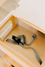 Last inn bildet i Galleri-visningsprogrammet, Kjøkkenhjelper 4 i 1 WHITE - Baby spisebord / Bord + barnestol / Sklie