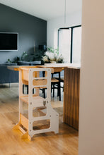 Last inn bildet i Galleri-visningsprogrammet, Kjøkkenhjelper 4 i 1 WHITE - Baby spisebord / Bord + barnestol / Sklie