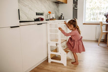 Last inn bildet i Galleri-visningsprogrammet, Multifunksjonell Montessori Kjøkkenhjelper 2 i 1 WHITE barnestol + bord
