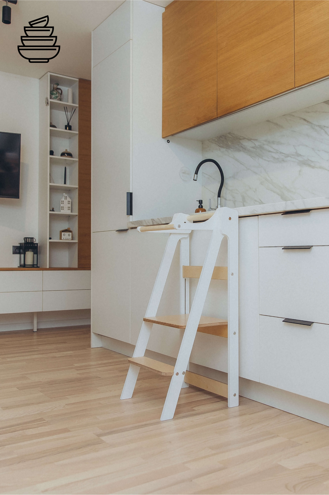 Sammenleggbar Kjøkkenhjelper / kjøkkentårn designet for å spare plass WHITE