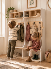 Last inn bildet i Galleri-visningsprogrammet, Montessori dobbelt entremøbel garderobeskap som passer til 2 barn