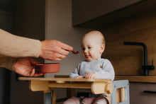 Last inn bildet i Galleri-visningsprogrammet, Kjøkkenhjelper 4 i 1 GREY - Baby spisebord / Bord + barnestol / Sklie