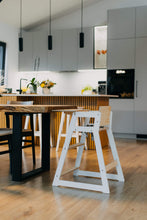 Last inn bildet i Galleri-visningsprogrammet, Høy spisestol til barn i bjørk tre / kjøkkenstol til baby / bruk den med eller uten spisebord