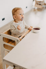 Last inn bildet i Galleri-visningsprogrammet, Kjøkkenhjelper 4 i 1 WHITE - Baby spisebord / Bord + barnestol / Sklie