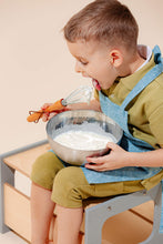 Last inn bildet i Galleri-visningsprogrammet, Stilren krakk / solid skammel i 100% bjørk tre - brukes både til barn og voksne