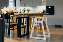 Last inn bildet i Galleri-visningsprogrammet, Høy spisestol til barn i bjørk tre / kjøkkenstol til baby / bruk den med eller uten spisebord