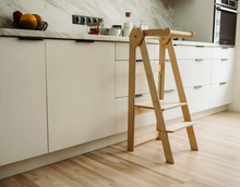Last inn bildet i Galleri-visningsprogrammet, Sammenleggbar Kjøkkenhjelper i 100% nature bjørk tre