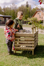 Last inn bildet i Galleri-visningsprogrammet, Stor sølekjøkken til barn - utendørs lekekjøkken i tre