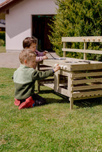 Last inn bildet i Galleri-visningsprogrammet, Stor sølekjøkken til barn - utendørs lekekjøkken i tre