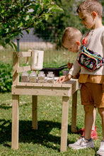 Last inn bildet i Galleri-visningsprogrammet, Sølekjøkken til barn - utendørs lekekjøkken i tre