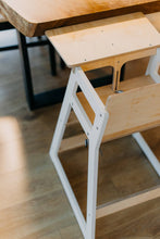 Last inn bildet i Galleri-visningsprogrammet, Høy spisestol til barn i bjørk tre / kjøkkenstol til baby / bruk den med eller uten spisebord