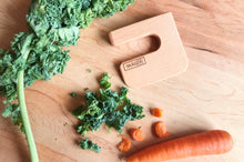 Last inn bildet i Galleri-visningsprogrammet, Montessori barnekniv i tre 3 år og 1 år