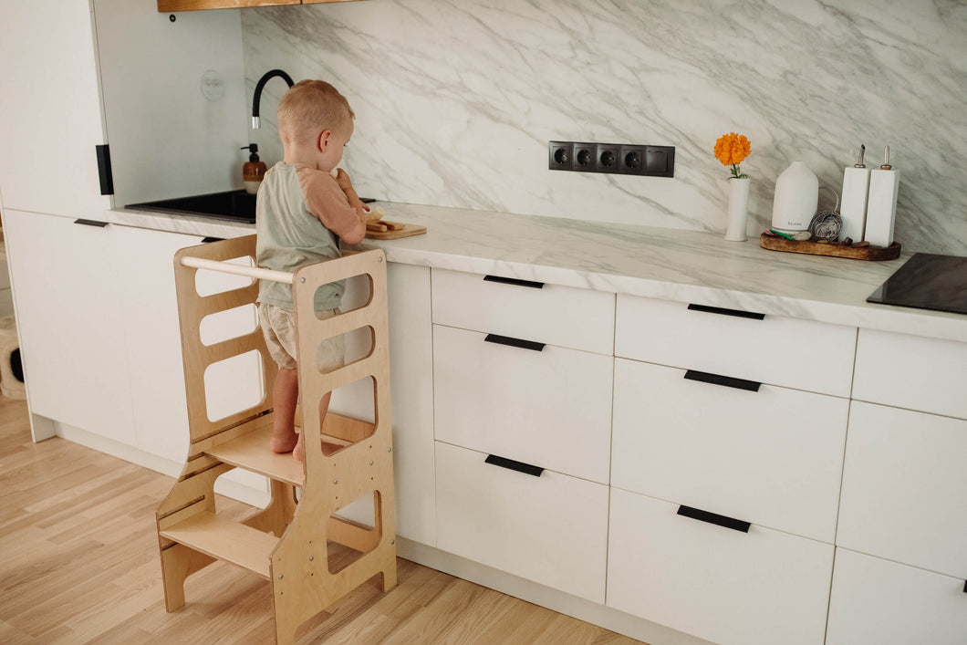Kitchen aids nature with adjustable height