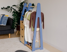 Last inn bildet i Galleri-visningsprogrammet, Montessori skap / praktisk klesskap for å lære å kle på seg selv
