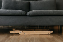 Last inn bildet i Galleri-visningsprogrammet, matstol barn som tar lite plass og kan klappes sammen
